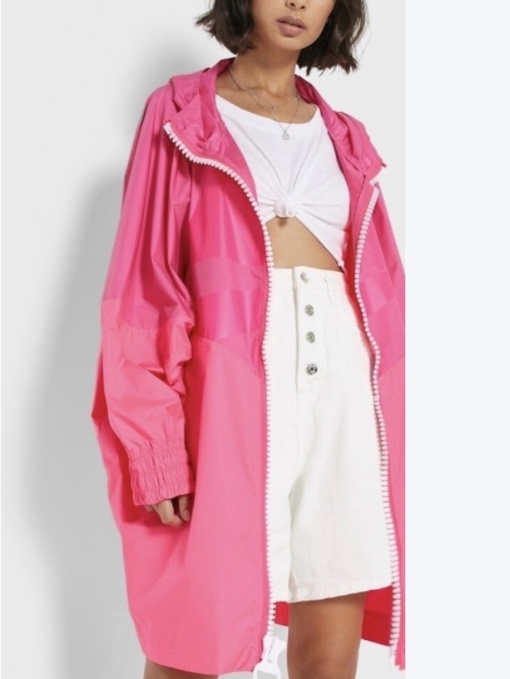 Like new! Women’s Nike oversized Windbreaker Jacket